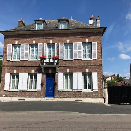 Maison Quatre Freres ルーヴィエ エクステリア 写真